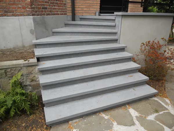 Trappen, vloeren en dorpels